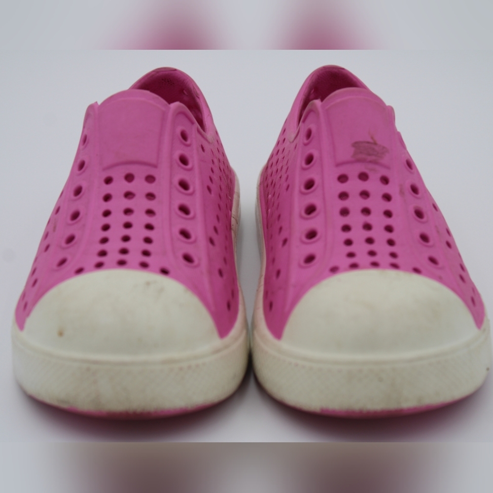 Girls Size 29 (US 11.5) Pink & Cream Low Top Shoes - Picture 3 of 7